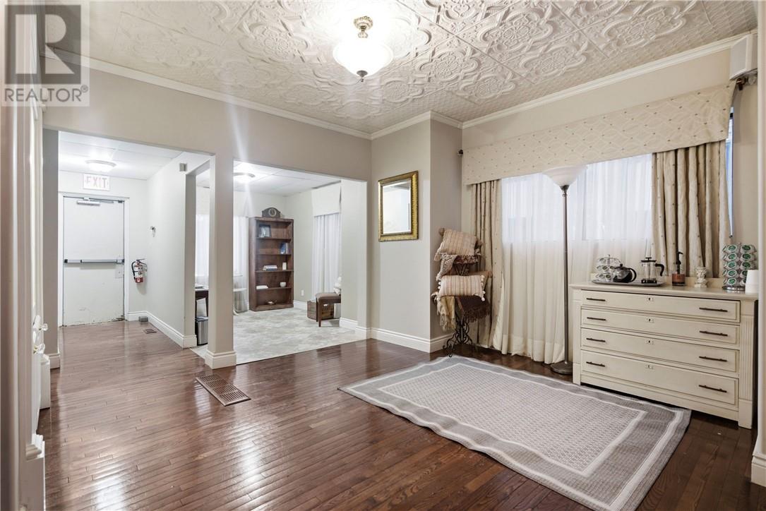 283 Cedar Street, Sudbury, Ontario  P3B 1M8 - Photo 5 - 2126581