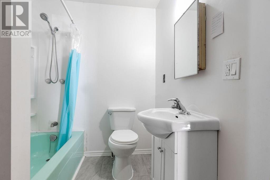 1990 Kenwood, Greater Sudbury, Ontario  P3B 1Z9 - Photo 7 - 2126528