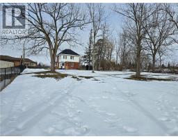 21 JOHNSON Road, Brantford, Ontario