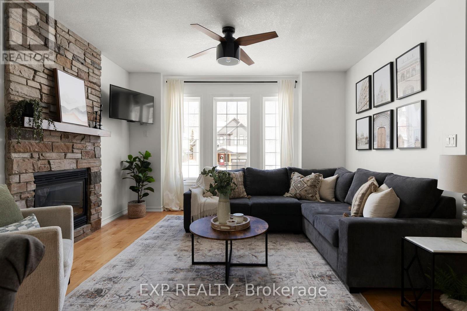 31 Tanglewood Crescent, Oro-Medonte, Ontario  L0L 2L0 - Photo 9 - S12821766