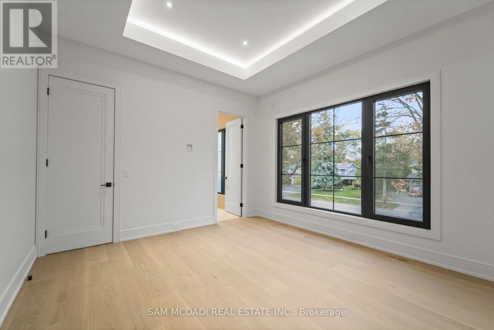 152 Third Line, Oakville, Ontario  L6L 3Z8 - Photo 28 - W12821740