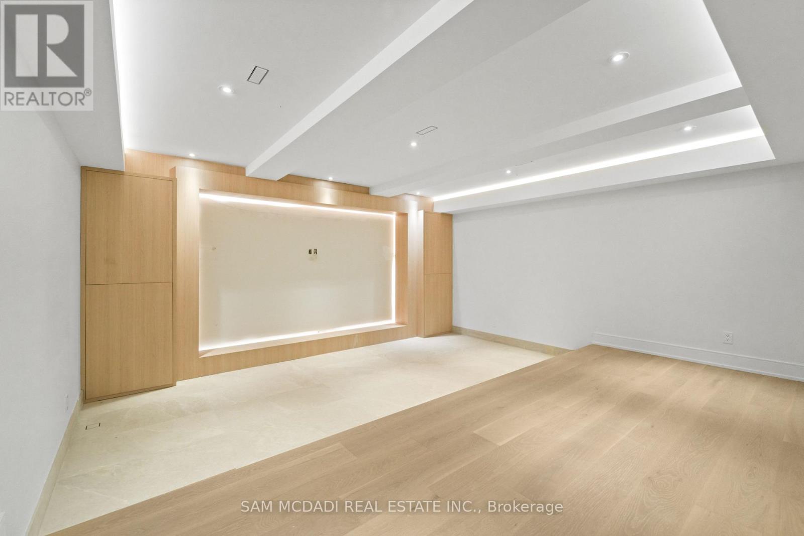 152 Third Line, Oakville, Ontario  L6L 3Z8 - Photo 34 - W12821740