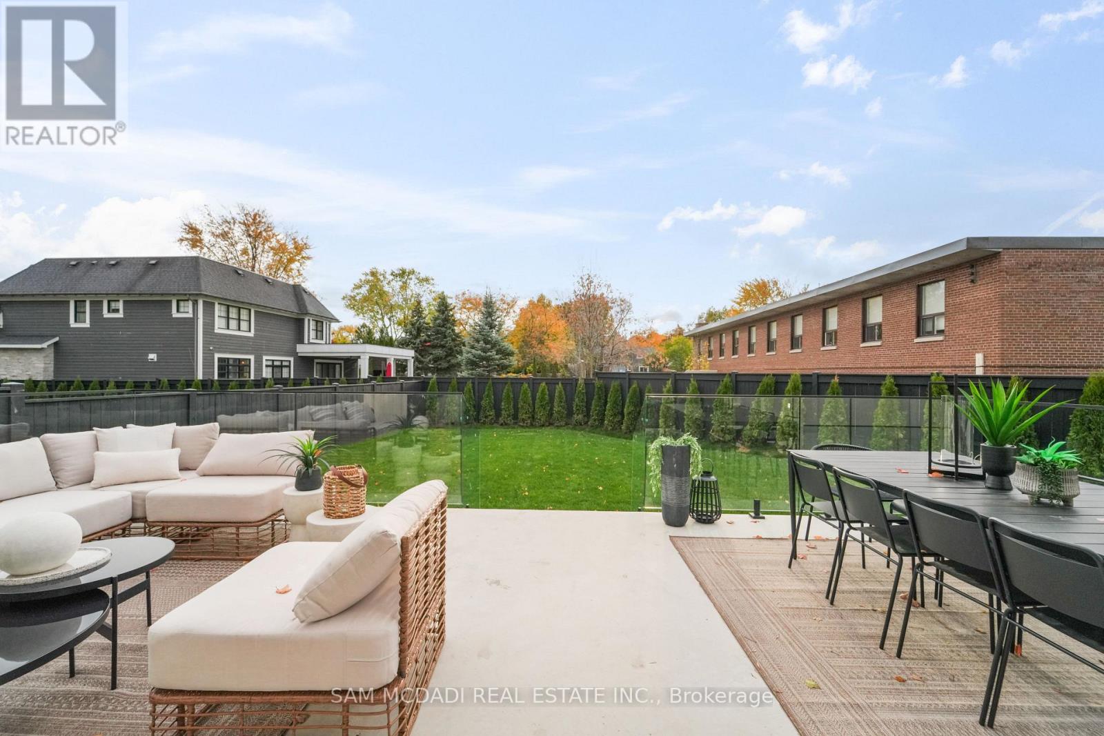 152 Third Line, Oakville, Ontario  L6L 3Z8 - Photo 45 - W12821740