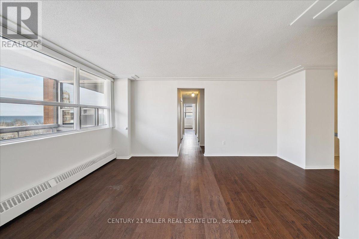 605 - 2263 Marine Drive, Oakville, Ontario  L6L 5K1 - Photo 11 - W12821754