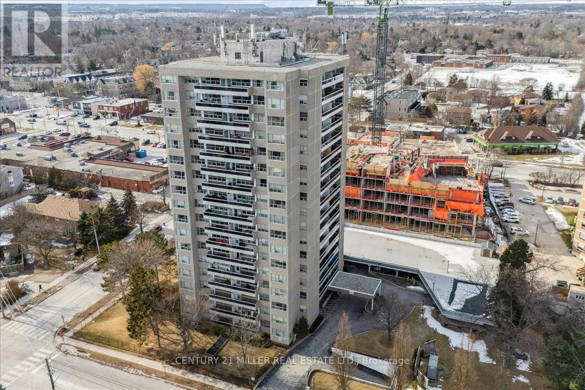 605 - 2263 Marine Drive, Oakville, Ontario  L6L 5K1 - Photo 33 - W12821754
