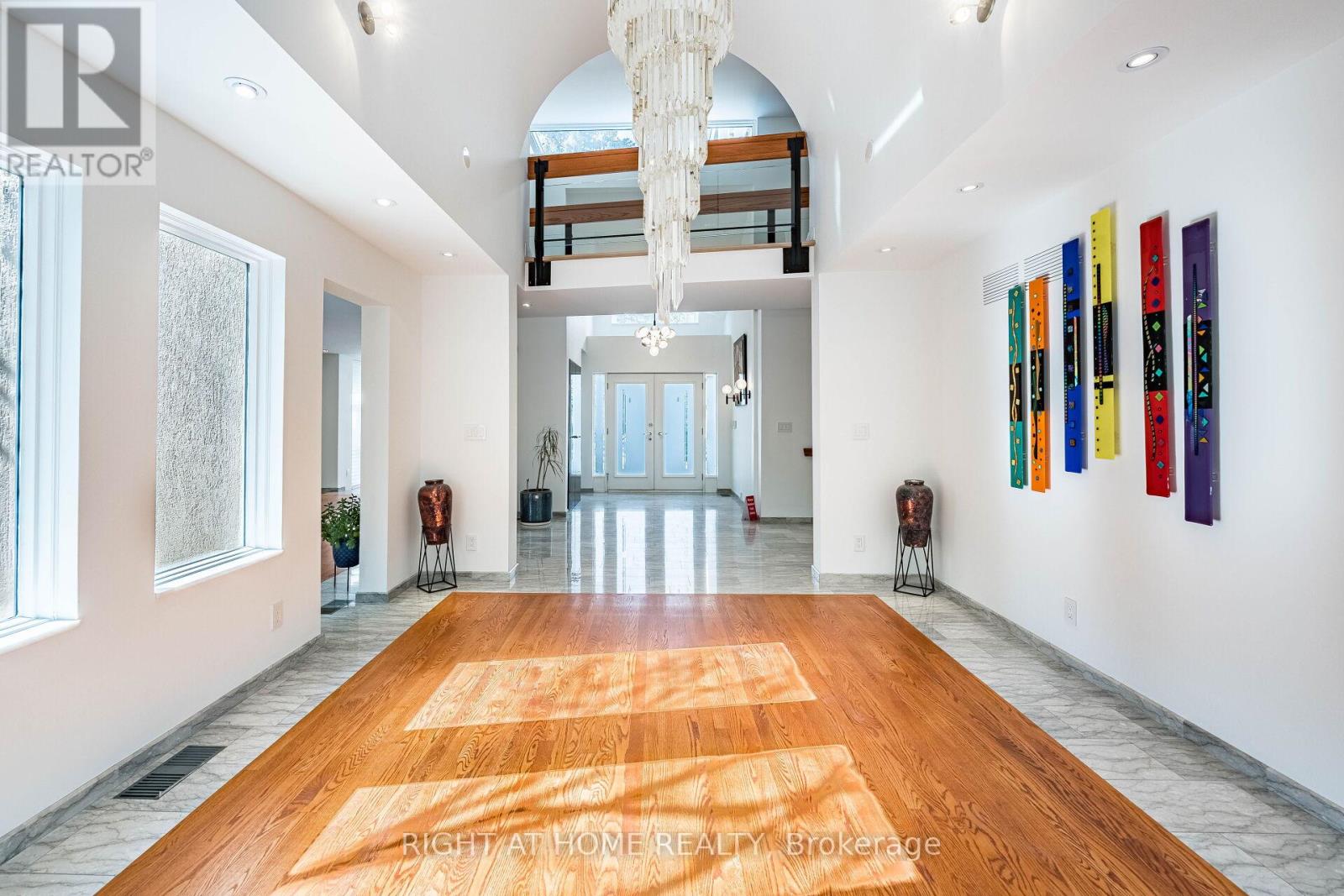 1 Friars Lane, Toronto, Ontario  M9A 1T6 - Photo 12 - W12821764