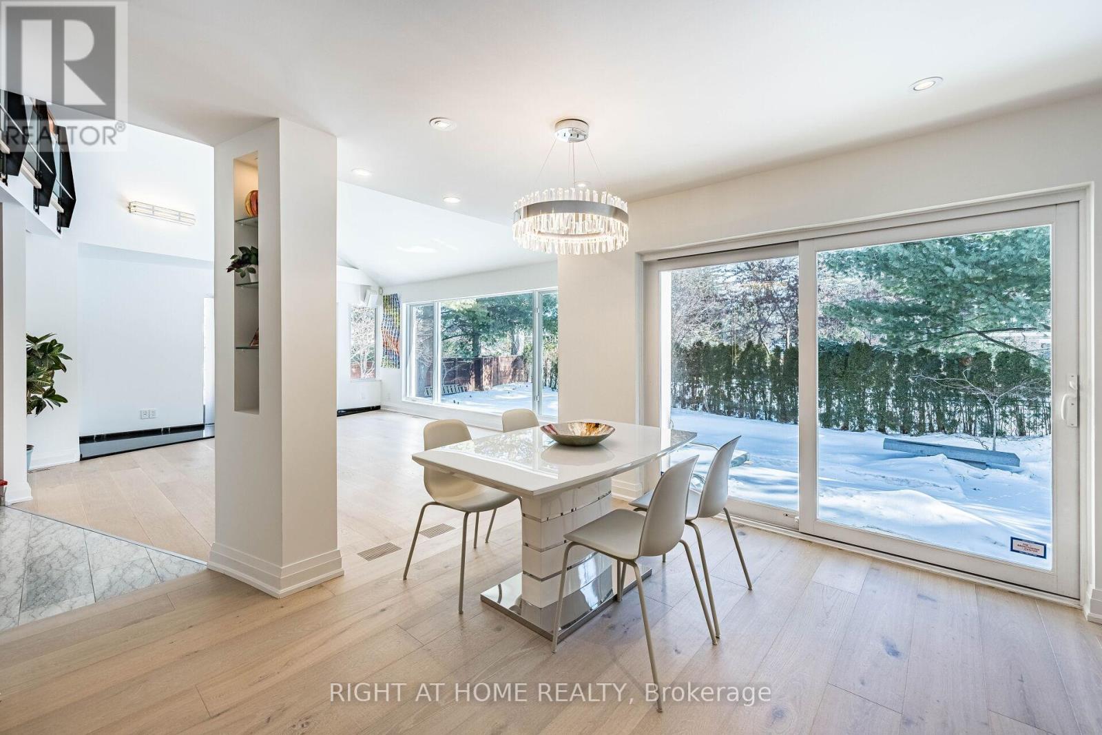 1 Friars Lane, Toronto, Ontario  M9A 1T6 - Photo 20 - W12821764