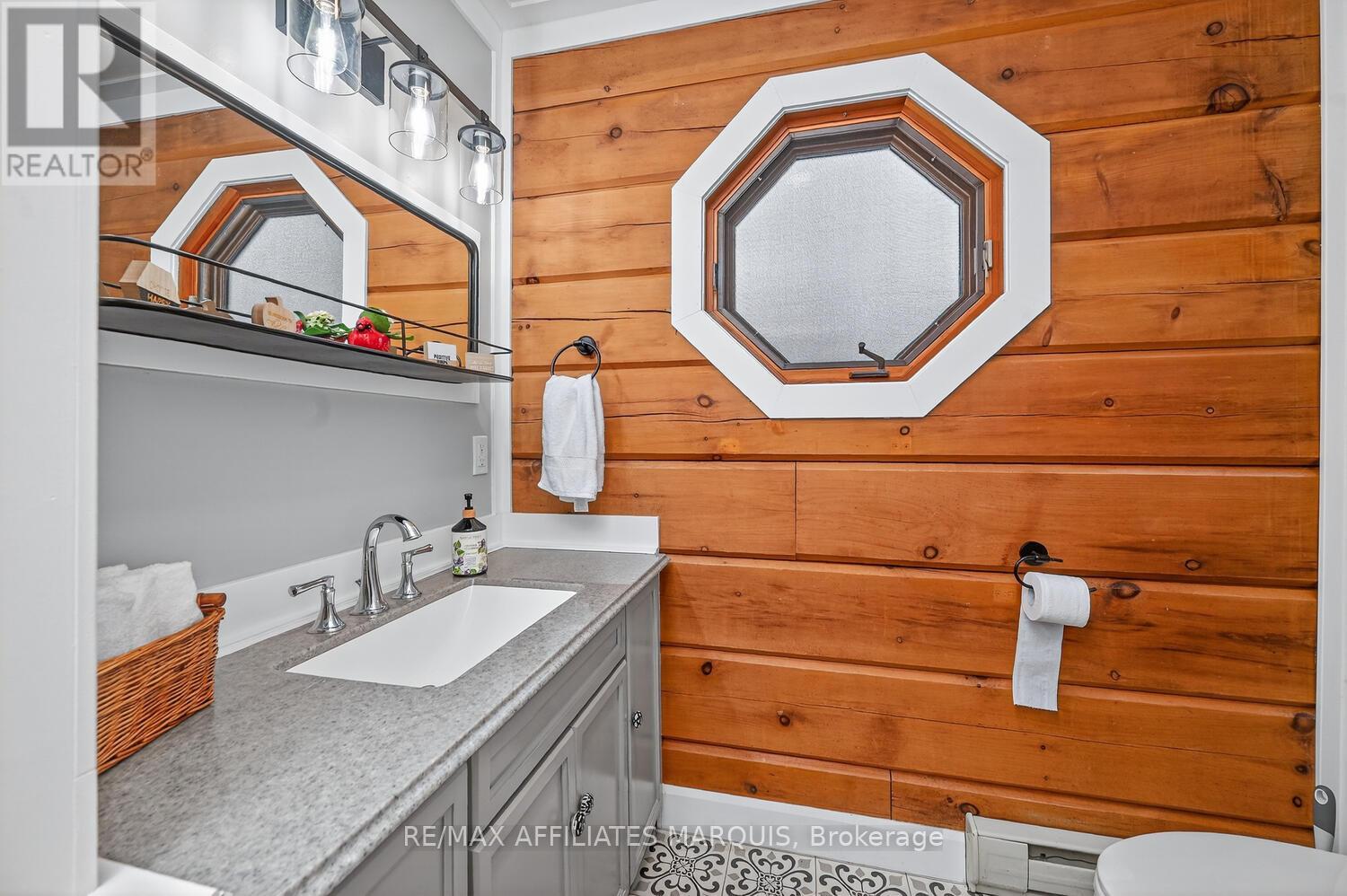 358 Kitley Line 9 Road, Elizabethtown-Kitley, Ontario  K0E 1H0 - Photo 25 - X12697834