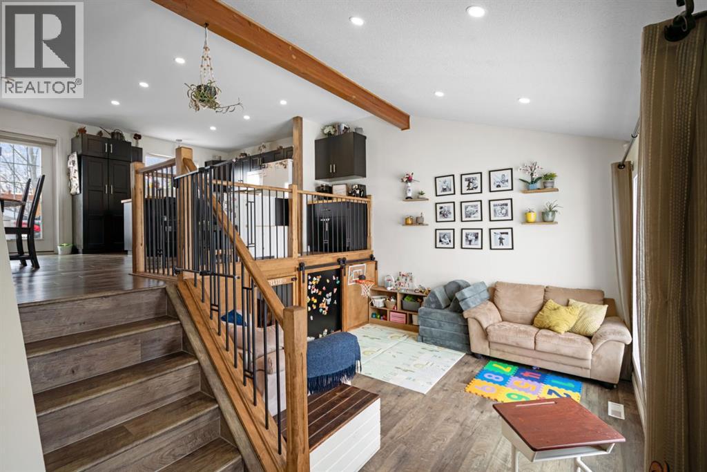 4202 71 Street, Camrose, Alberta  T4V 3Z4 - Photo 5 - A2276463