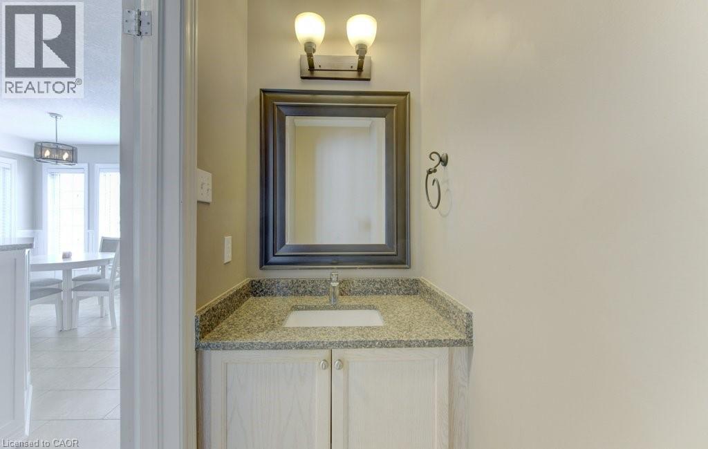 404 Wake Robin Crescent, Kitchener, Ontario  N2E 3L6 - Photo 11 - 40804886