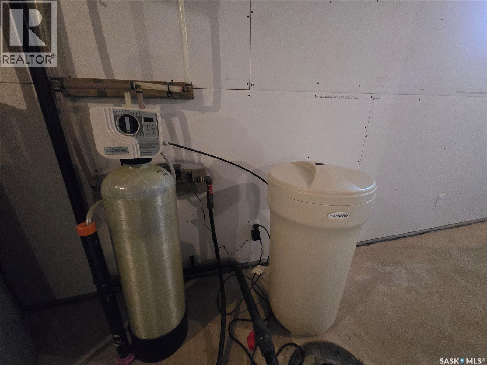 2 Cj Houston Place, Yorkton, Saskatchewan  S3N 4J3 - Photo 32 - SK029121