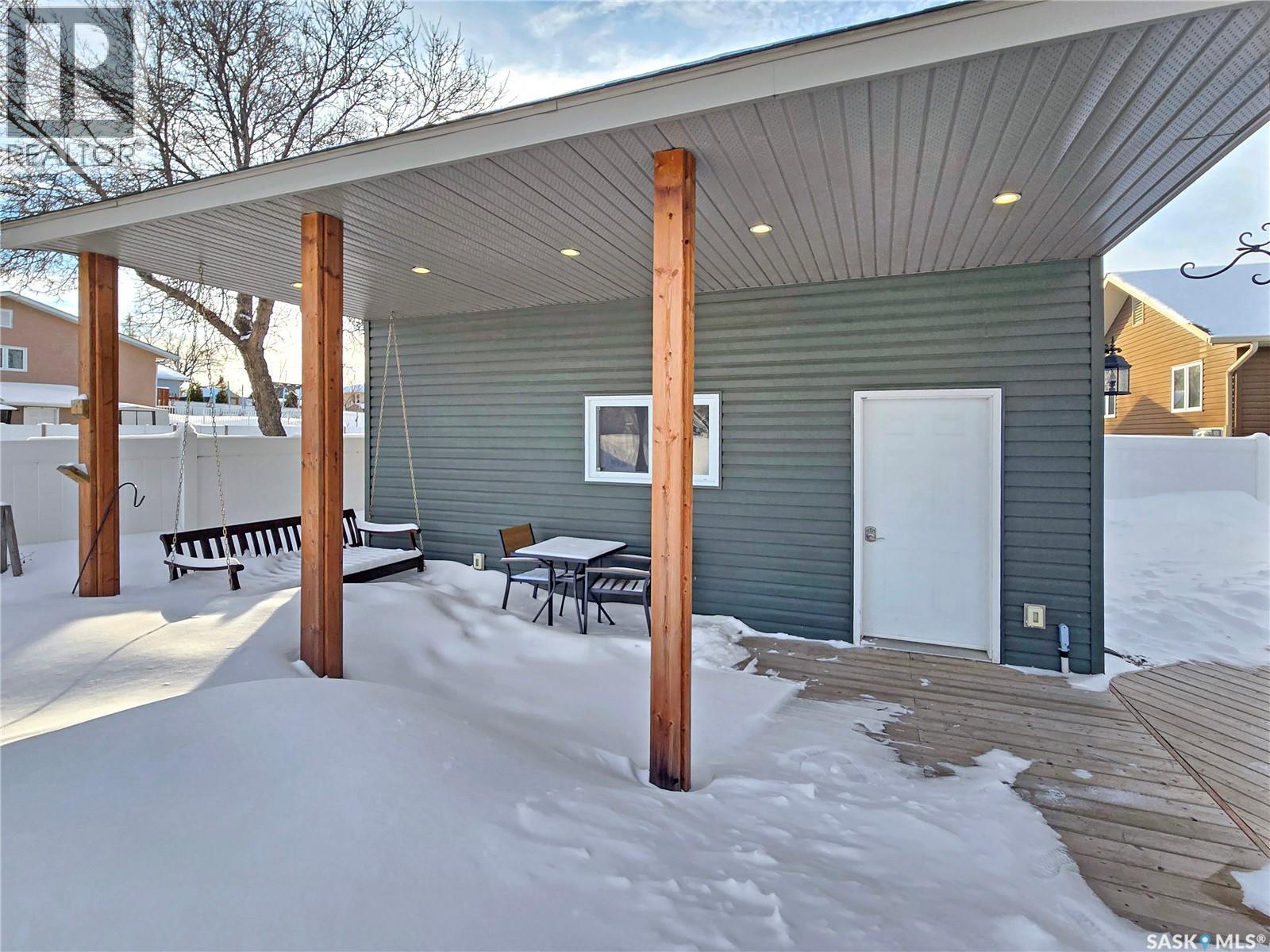 2 Cj Houston Place, Yorkton, Saskatchewan  S3N 4J3 - Photo 36 - SK029121