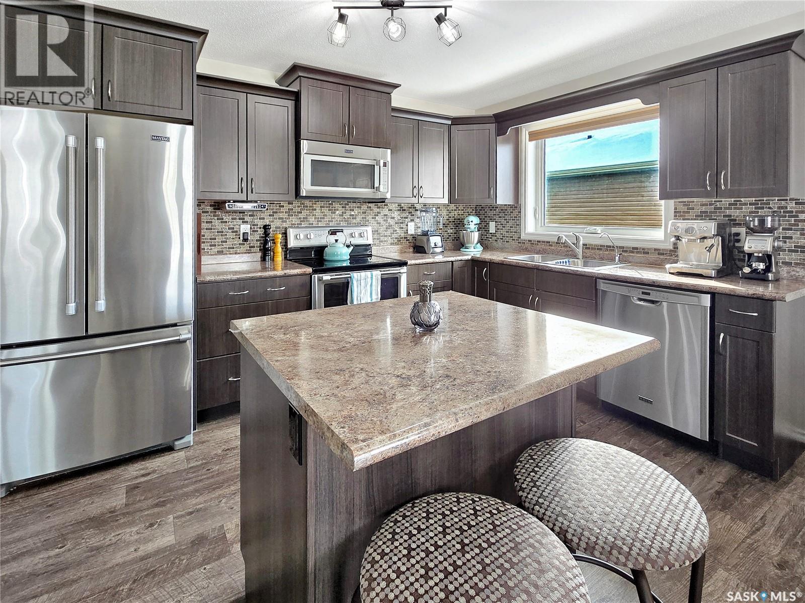 2 Cj Houston Place, Yorkton, Saskatchewan  S3N 4J3 - Photo 5 - SK029121