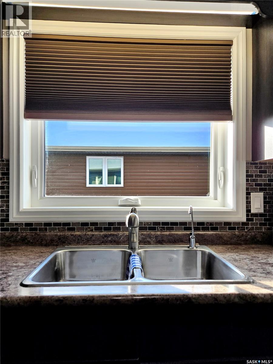 2 Cj Houston Place, Yorkton, Saskatchewan  S3N 4J3 - Photo 8 - SK029121