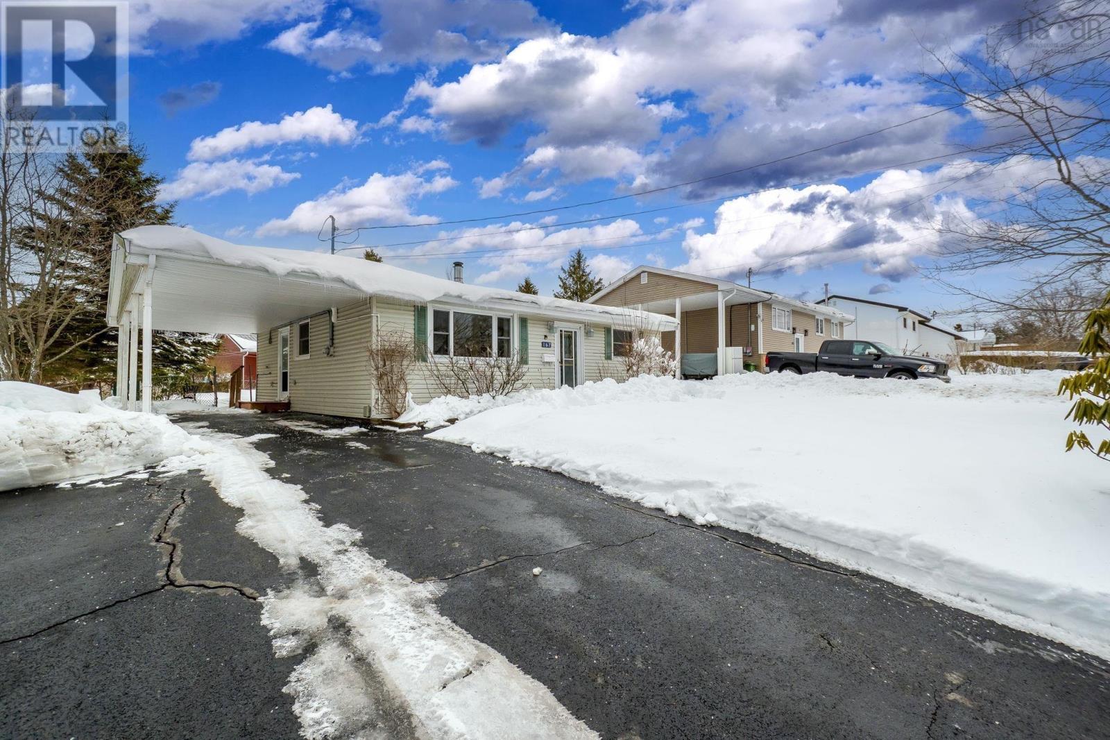 167 Montague Road, Lake Loon, Nova Scotia  B2W 3P6 - Photo 2 - 202603399