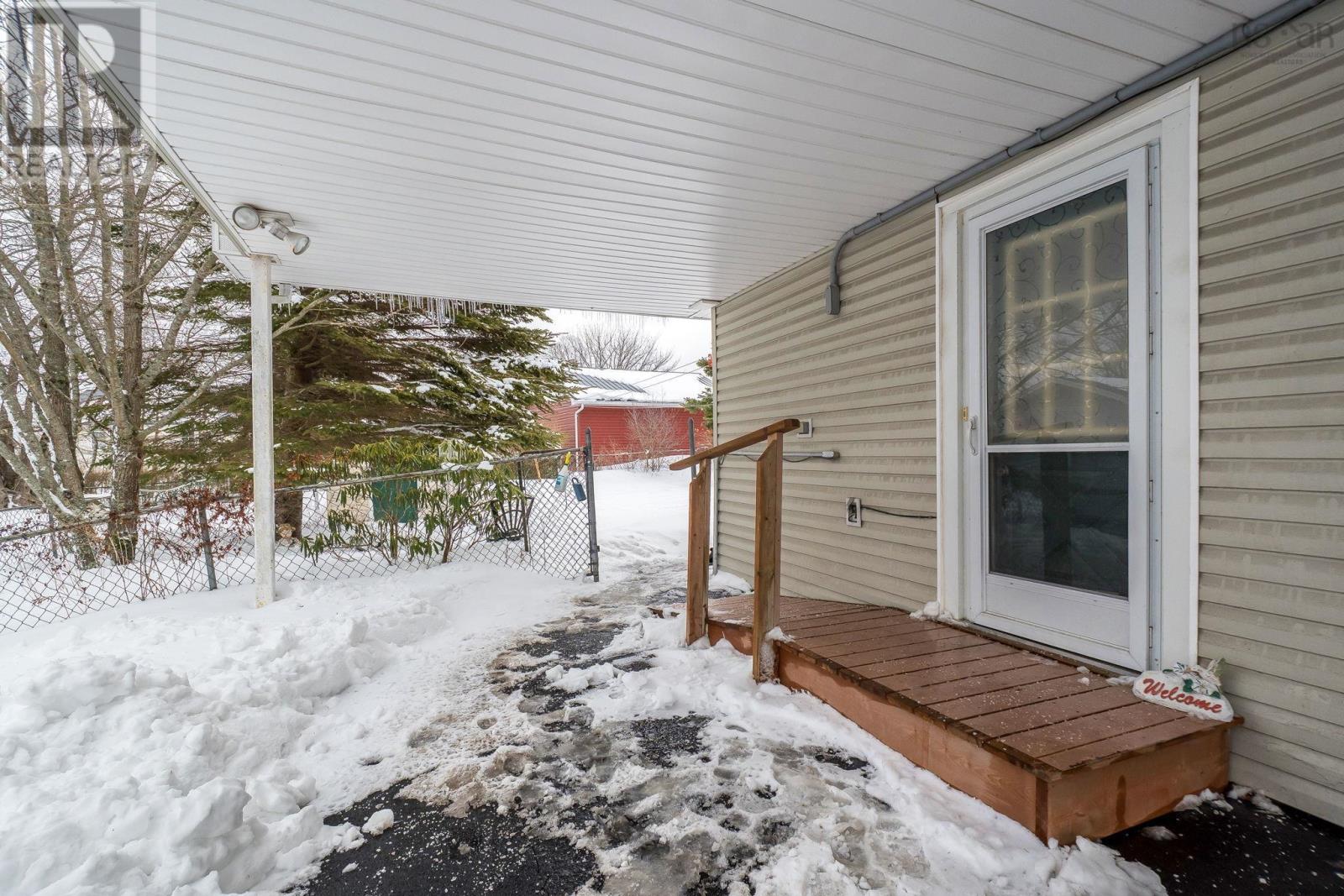 167 Montague Road, Lake Loon, Nova Scotia  B2W 3P6 - Photo 5 - 202603399