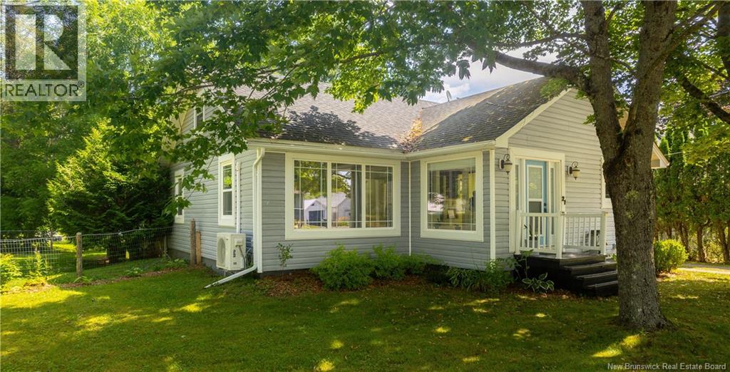 27 Hill Street, St. Stephen, New Brunswick  E3L 1N6 - Photo 11 - NB134174