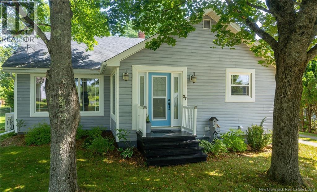 27 Hill Street, St. Stephen, New Brunswick  E3L 1N6 - Photo 13 - NB134174