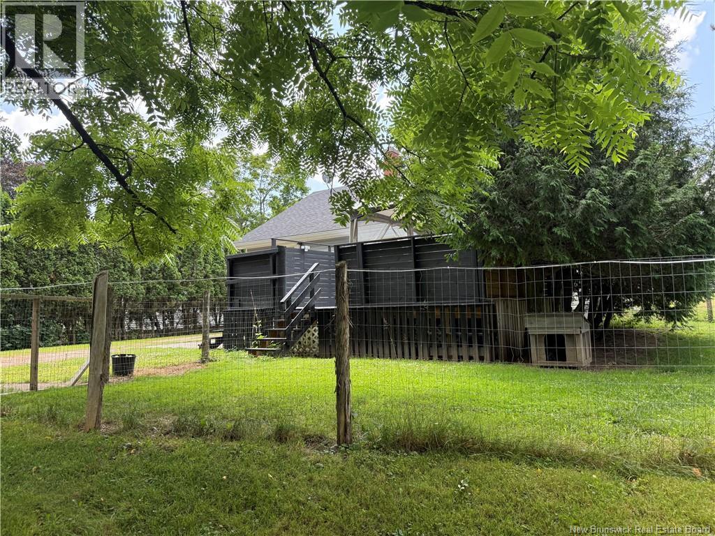 27 Hill Street, St. Stephen, New Brunswick  E3L 1N6 - Photo 12 - NB134174