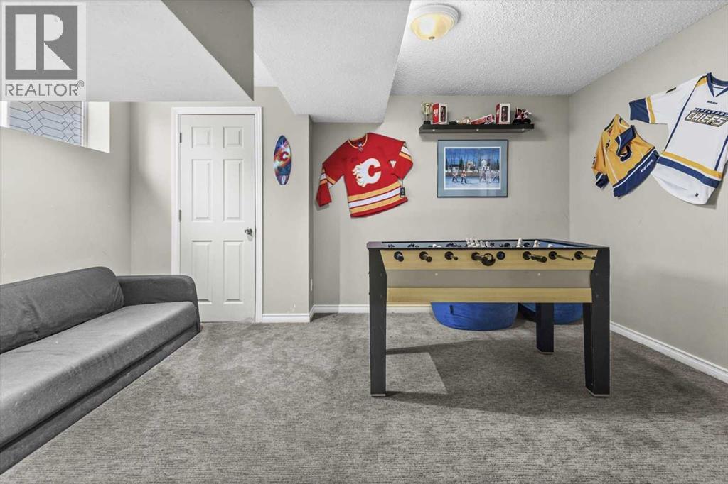 39 Prestwick Heath Se, Calgary, Alberta  T2Z 4E3 - Photo 24 - A2281991