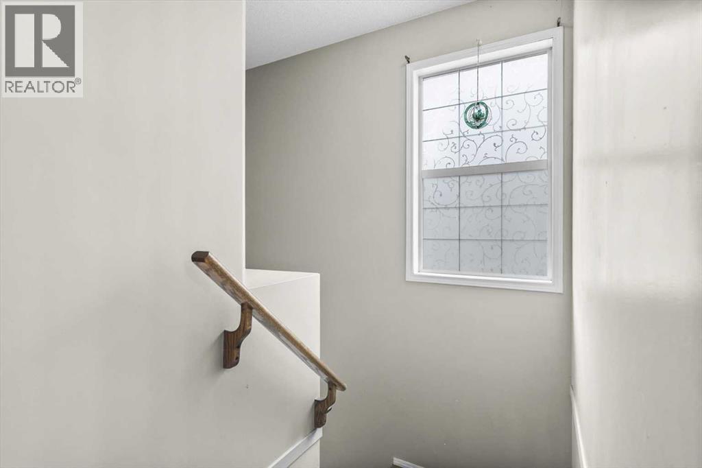 39 Prestwick Heath Se, Calgary, Alberta  T2Z 4E3 - Photo 14 - A2281991