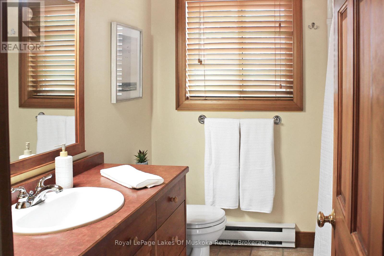 1136 Lakeside Trail, Magnetawan, Ontario  P0A 1P0 - Photo 17 - X12821834