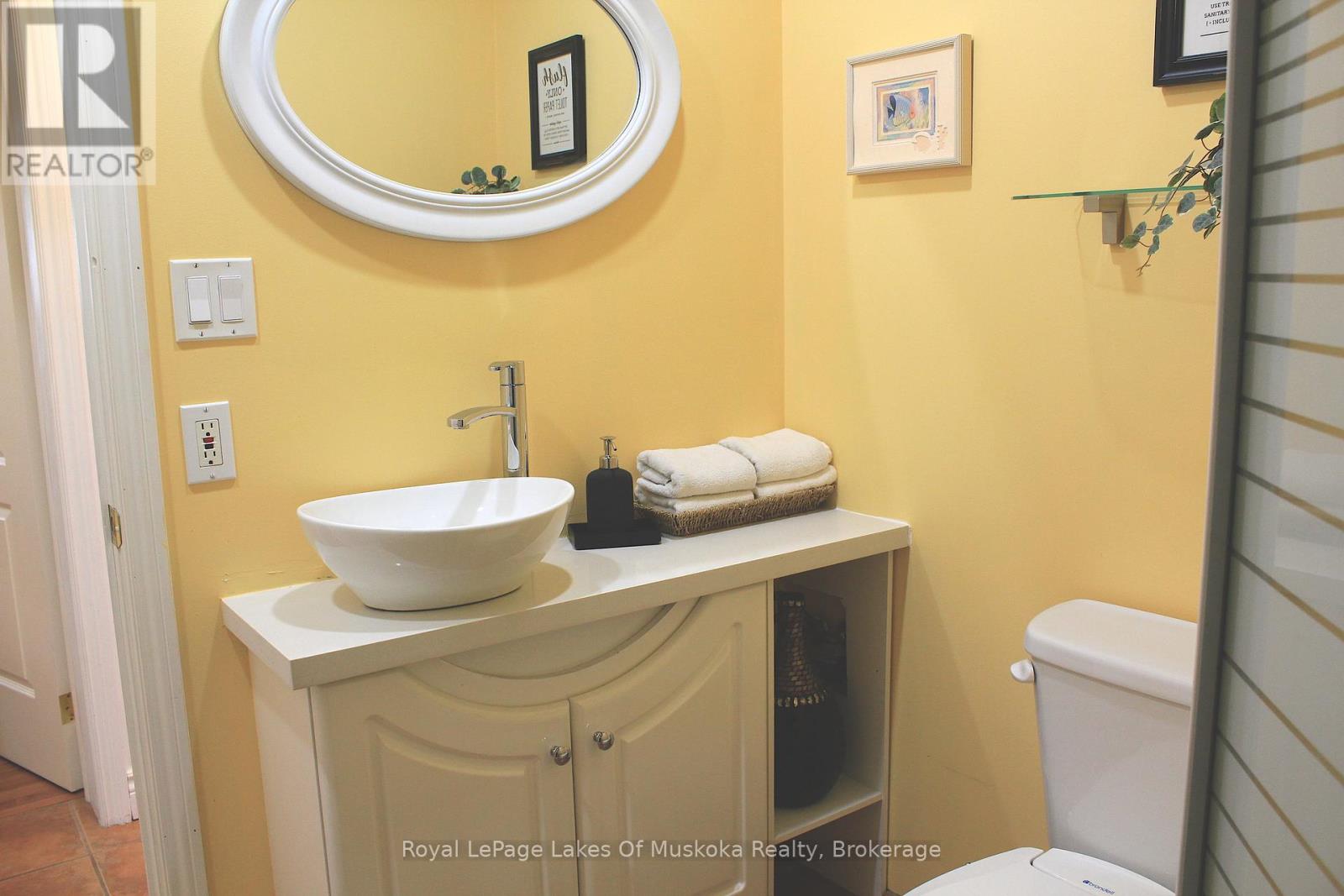 1136 Lakeside Trail, Magnetawan, Ontario  P0A 1P0 - Photo 24 - X12821834