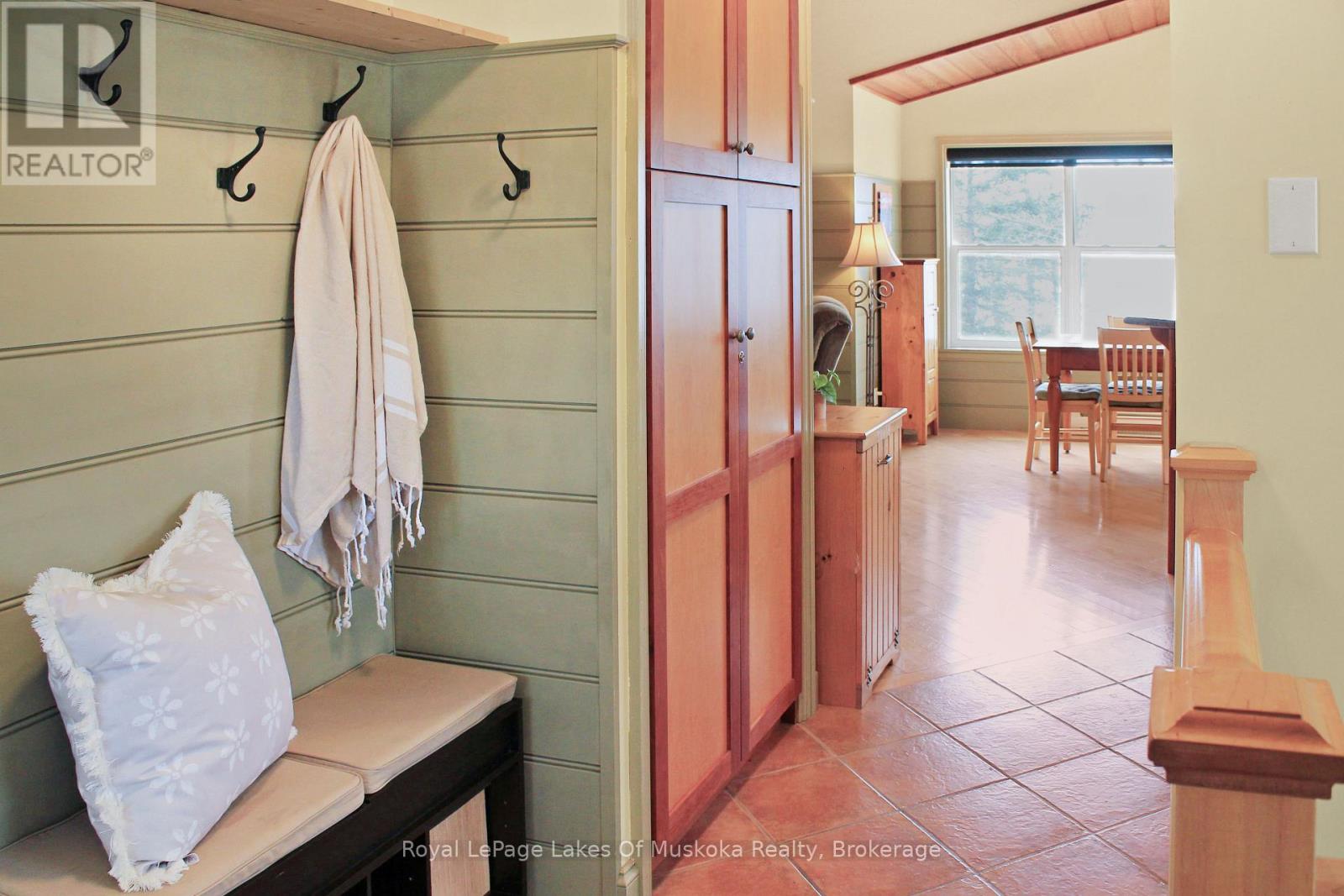 1136 Lakeside Trail, Magnetawan, Ontario  P0A 1P0 - Photo 6 - X12821834