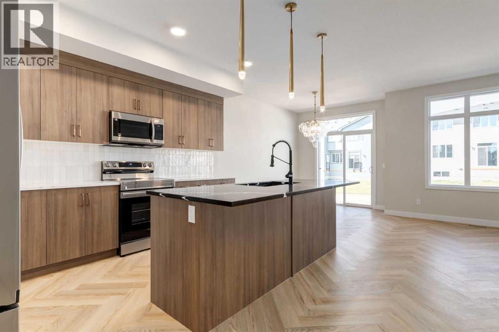 349 Heartwood Park Se, Calgary, Alberta  T3S 0S2 - Photo 3 - A2288720