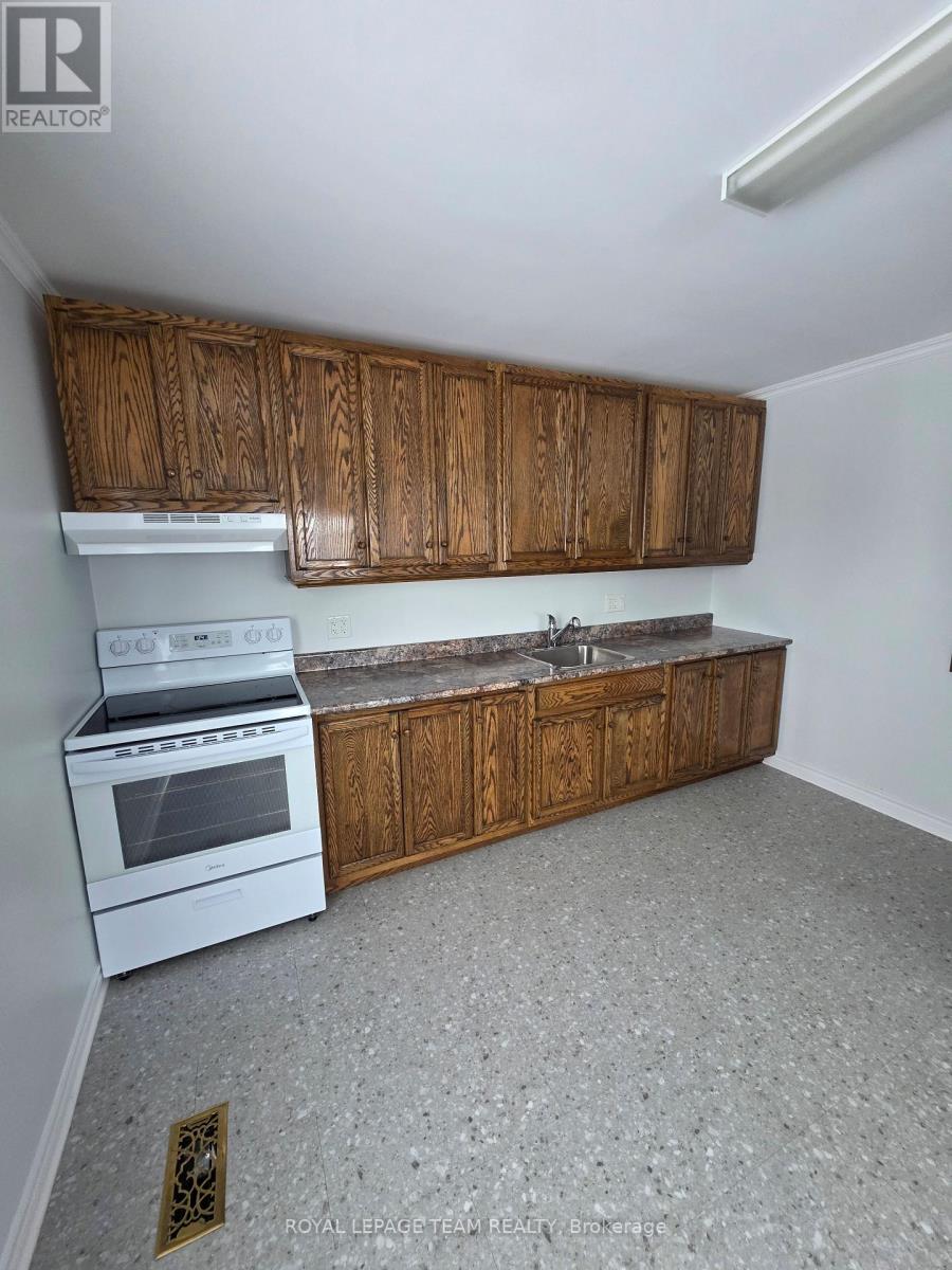 3 - 11060 County Rd 3 Road, North Dundas, Ontario  K0E 1W0 - Photo 9 - X12821814