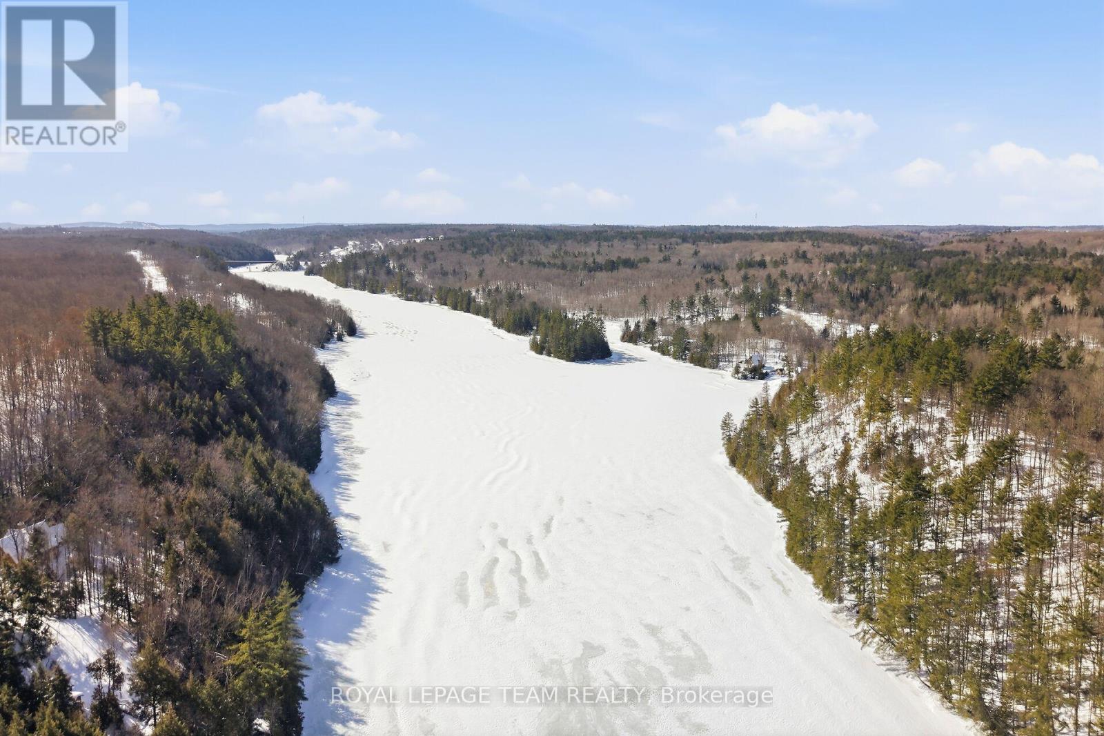 102-B Mcvicar Lane, Mcnab/braeside, Ontario  K7S 3Z5 - Photo 4 - X12821886