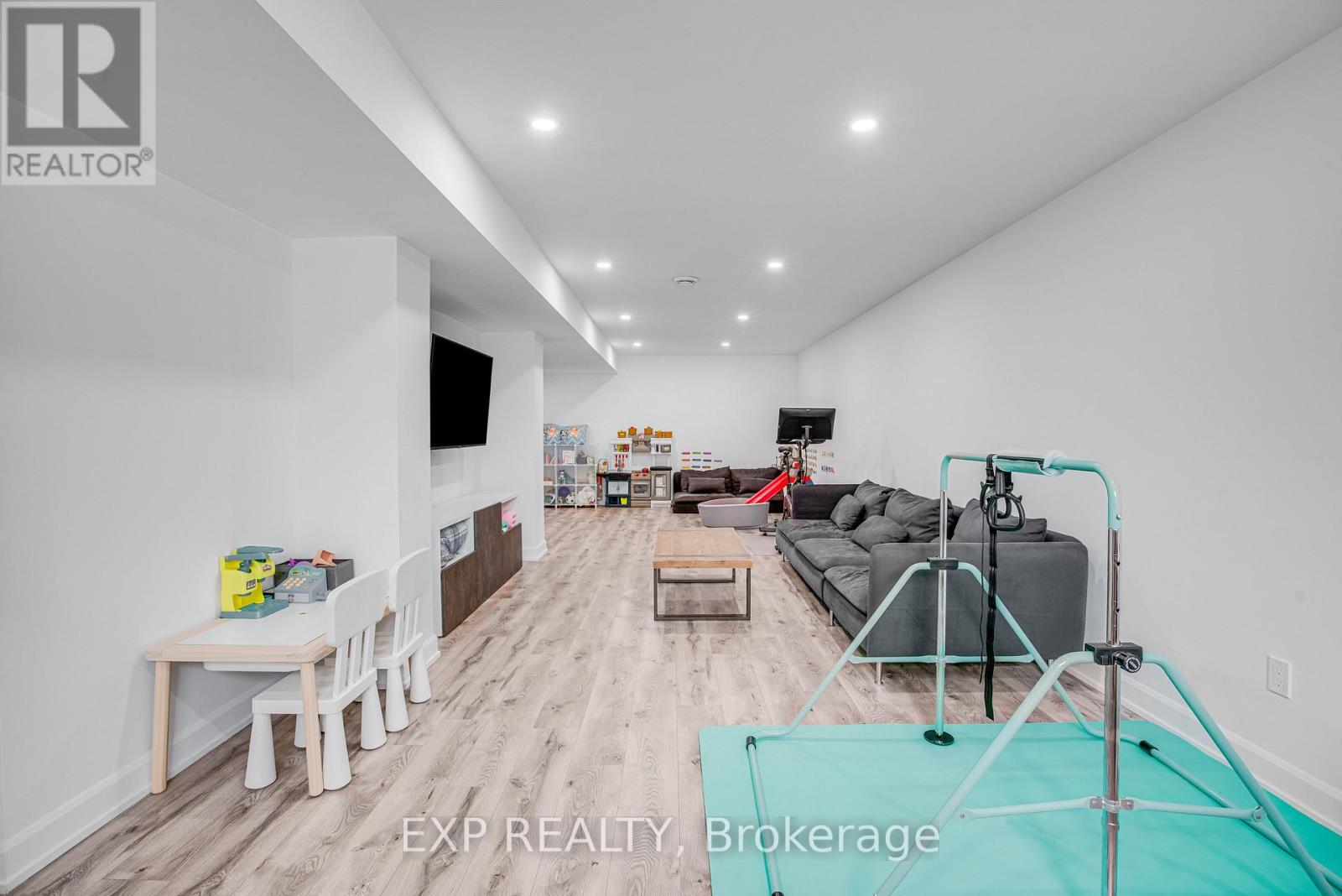 441 Arora Crescent, North Dundas, Ontario  K0C 2K0 - Photo 28 - X12821892