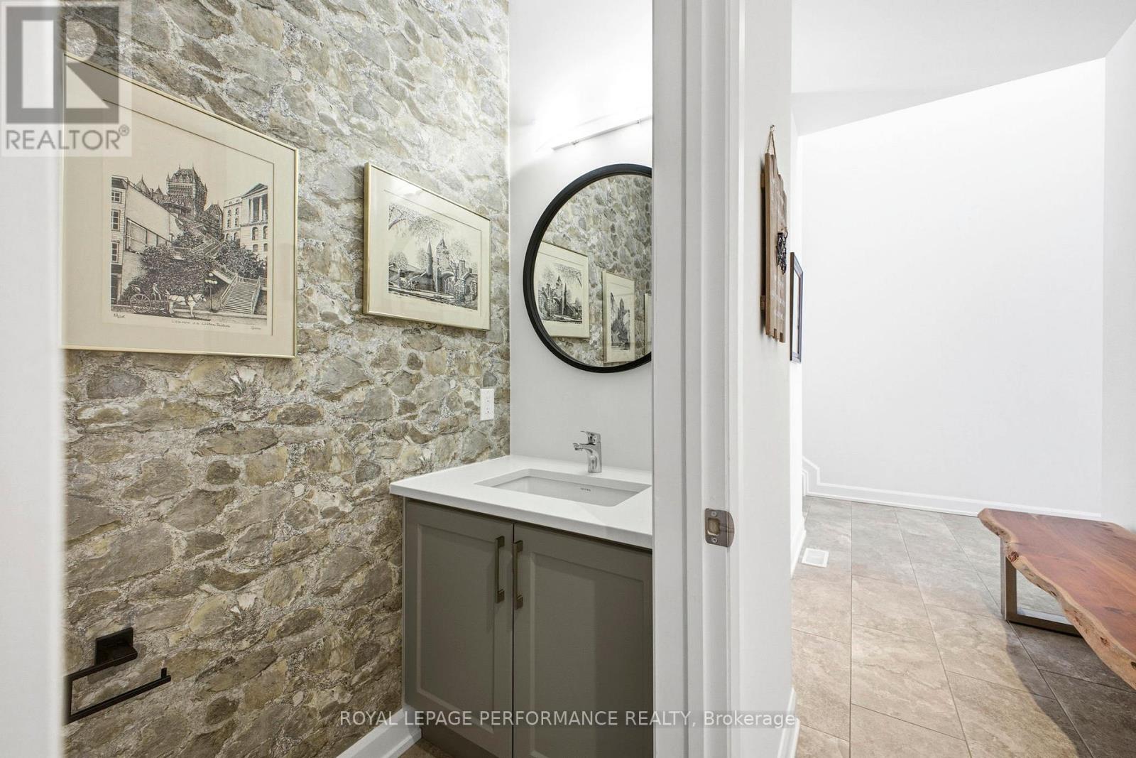 934 Chablis Crescent, Russell, Ontario  K0A 1W0 - Photo 5 - X12821894