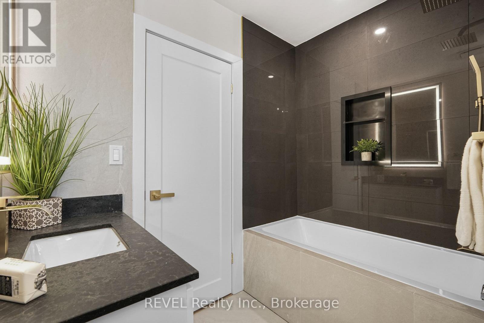 26 Cullen Drive, St. Catharines, Ontario  L2T 3H1 - Photo 19 - X12821820