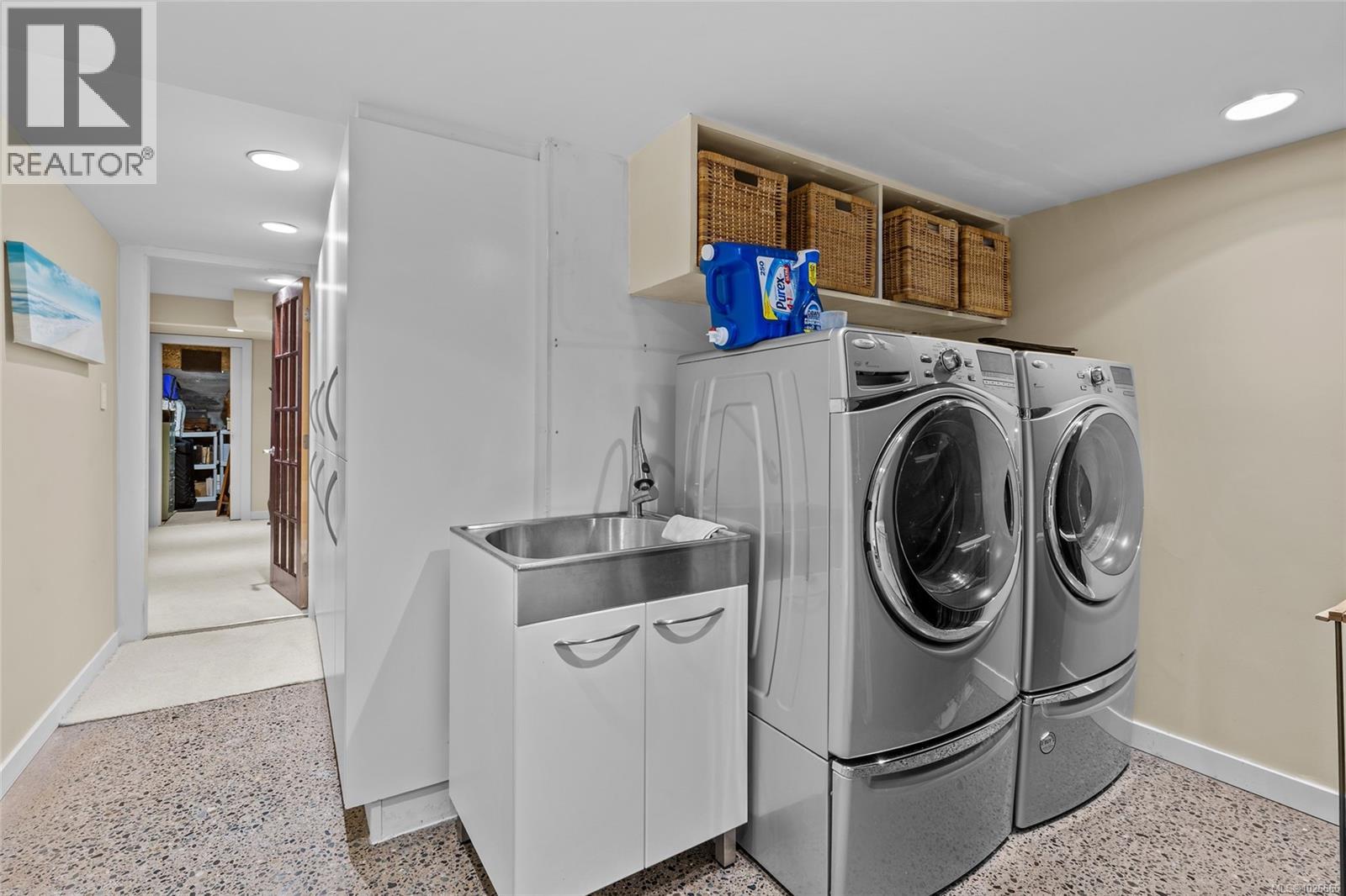 196 Homer Rd, Saanich, British Columbia  V8Z 1V6 - Photo 30 - 1026666