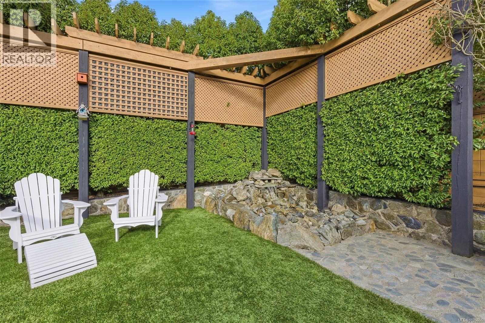 196 Homer Rd, Saanich, British Columbia  V8Z 1V6 - Photo 37 - 1026666