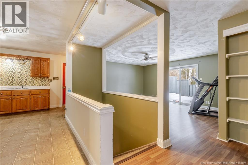 286 Greenwood Drive, Fredericton, New Brunswick  E3A 7C8 - Photo 6 - NB134003