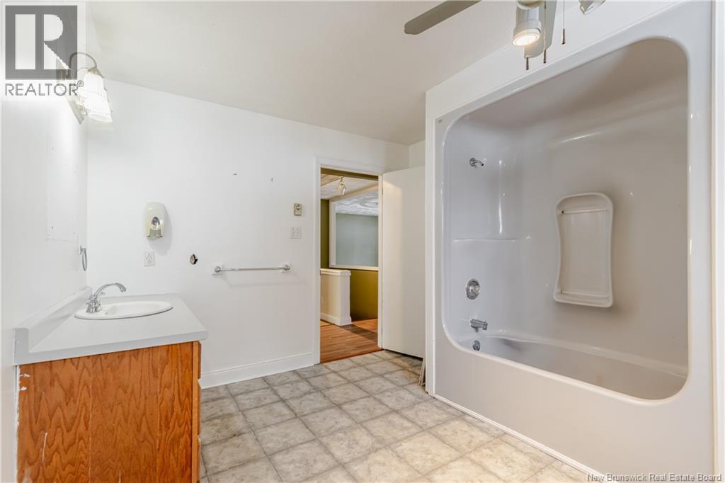 286 Greenwood Drive, Fredericton, New Brunswick  E3A 7C8 - Photo 29 - NB134003