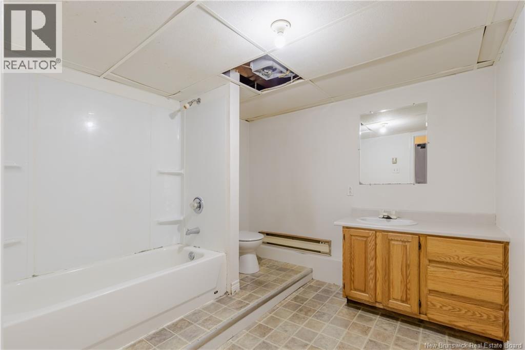 286 Greenwood Drive, Fredericton, New Brunswick  E3A 7C8 - Photo 16 - NB134003