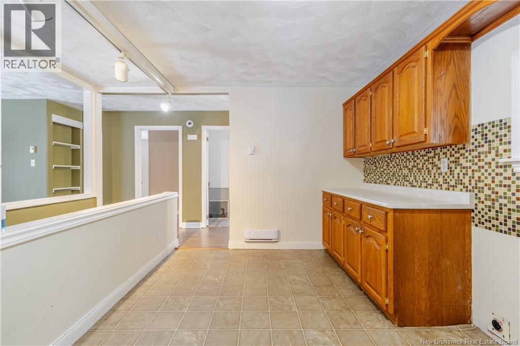 286 Greenwood Drive, Fredericton, New Brunswick  E3A 7C8 - Photo 4 - NB134003