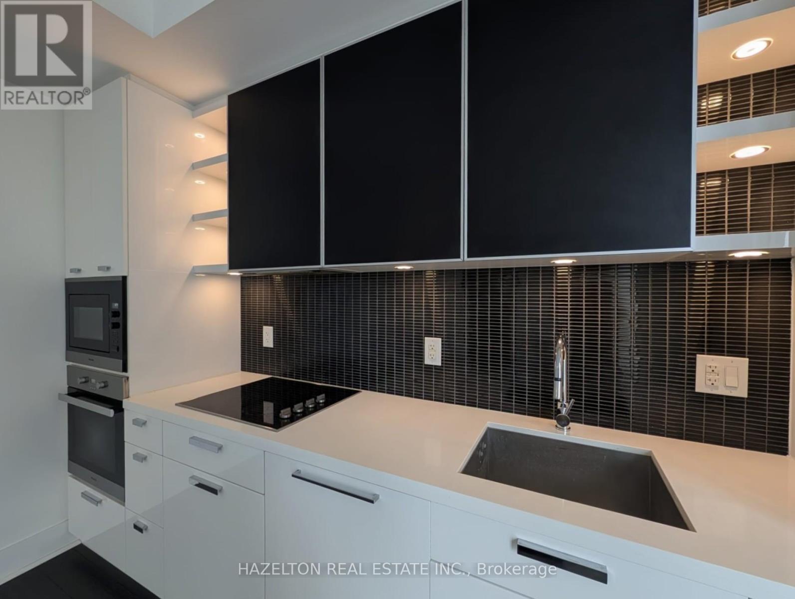 2201 - 32 Davenport Road, Toronto (Annex), Ontario  M5R 1H3 - Photo 8 - C12821782