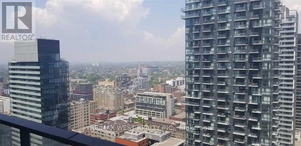 3806 - 125 Blue Jays Way, Toronto, Ontario  M5V 0N5 - Photo 2 - C12821836