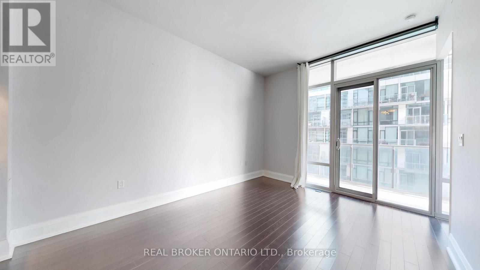 801 - 39 Queens Quay E, Toronto, Ontario  M5E 0A5 - Photo 13 - C12821888