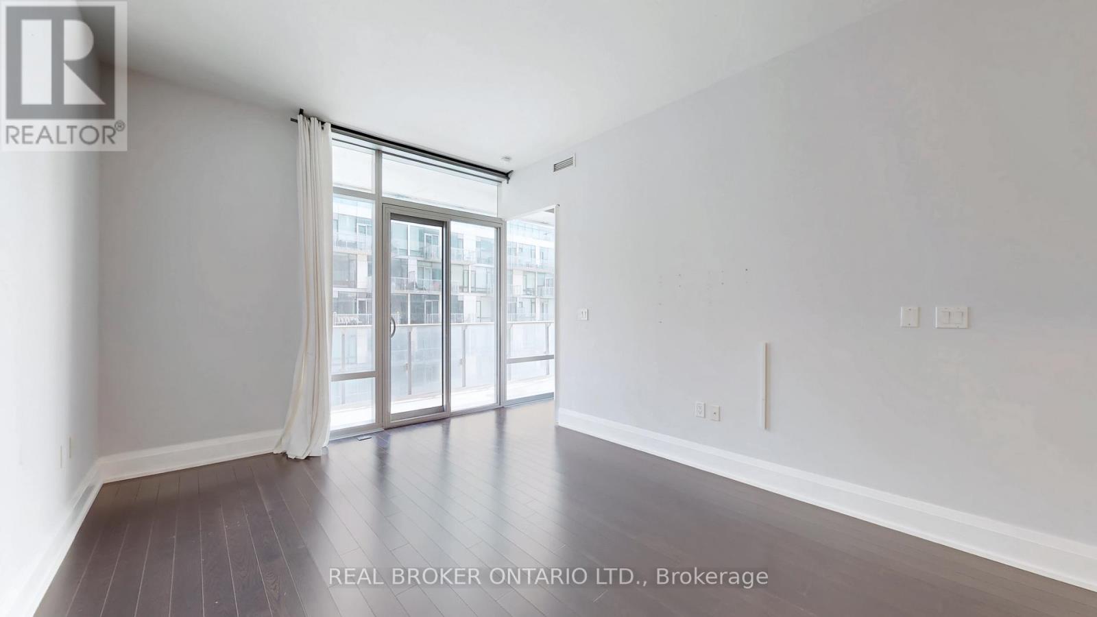 801 - 39 Queens Quay E, Toronto, Ontario  M5E 0A5 - Photo 15 - C12821888