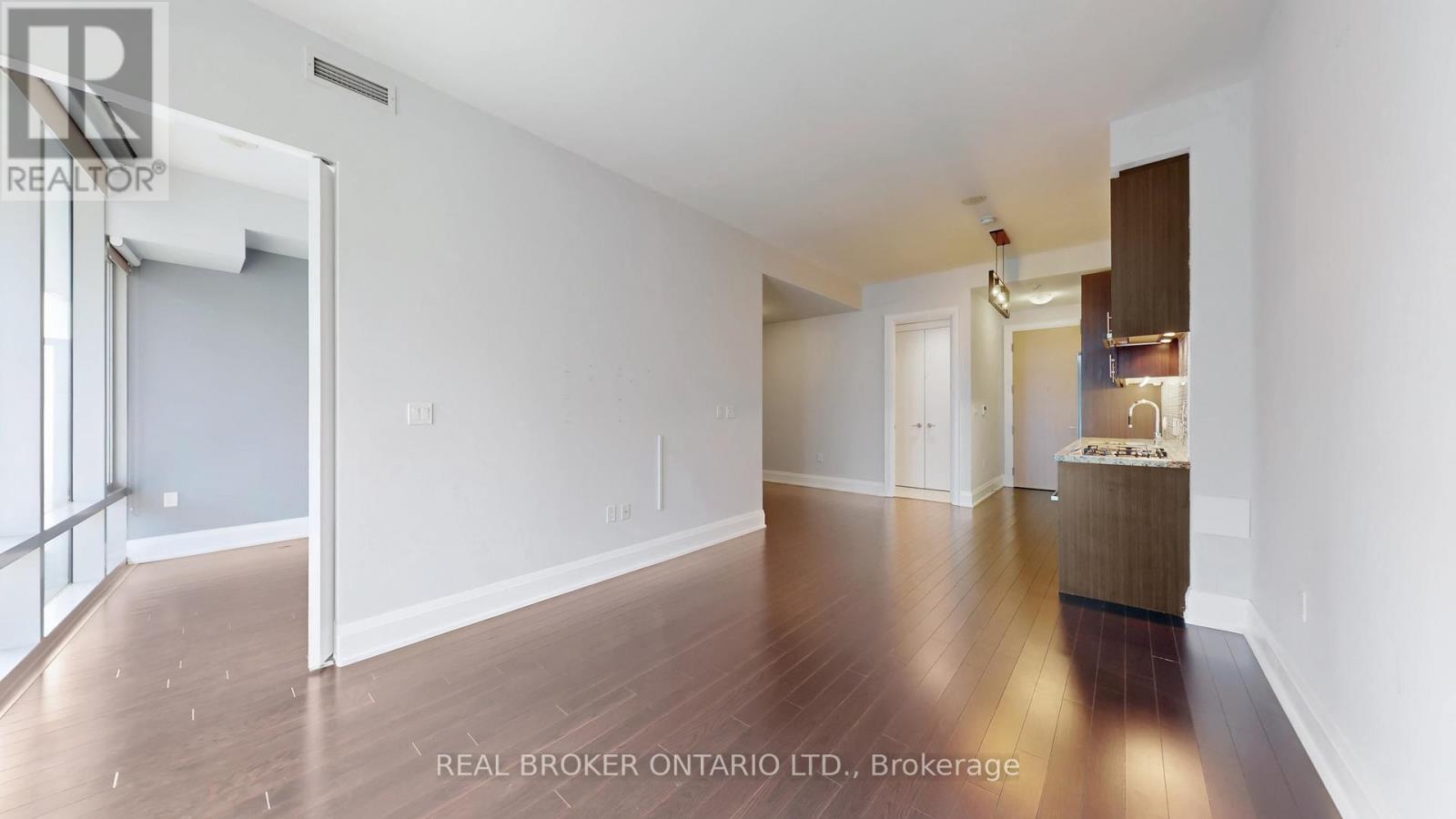 801 - 39 Queens Quay E, Toronto, Ontario  M5E 0A5 - Photo 16 - C12821888