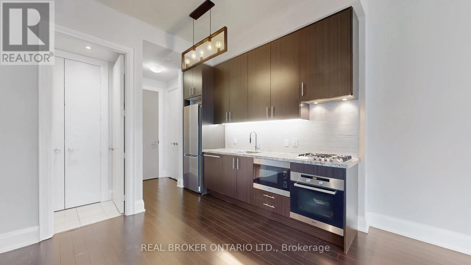 801 - 39 Queens Quay E, Toronto, Ontario  M5E 0A5 - Photo 19 - C12821888