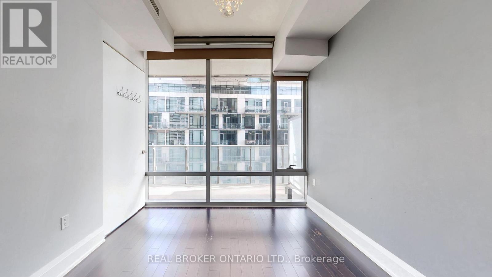 801 - 39 Queens Quay E, Toronto, Ontario  M5E 0A5 - Photo 27 - C12821888