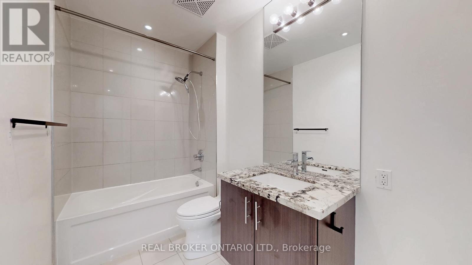 801 - 39 Queens Quay E, Toronto, Ontario  M5E 0A5 - Photo 31 - C12821888