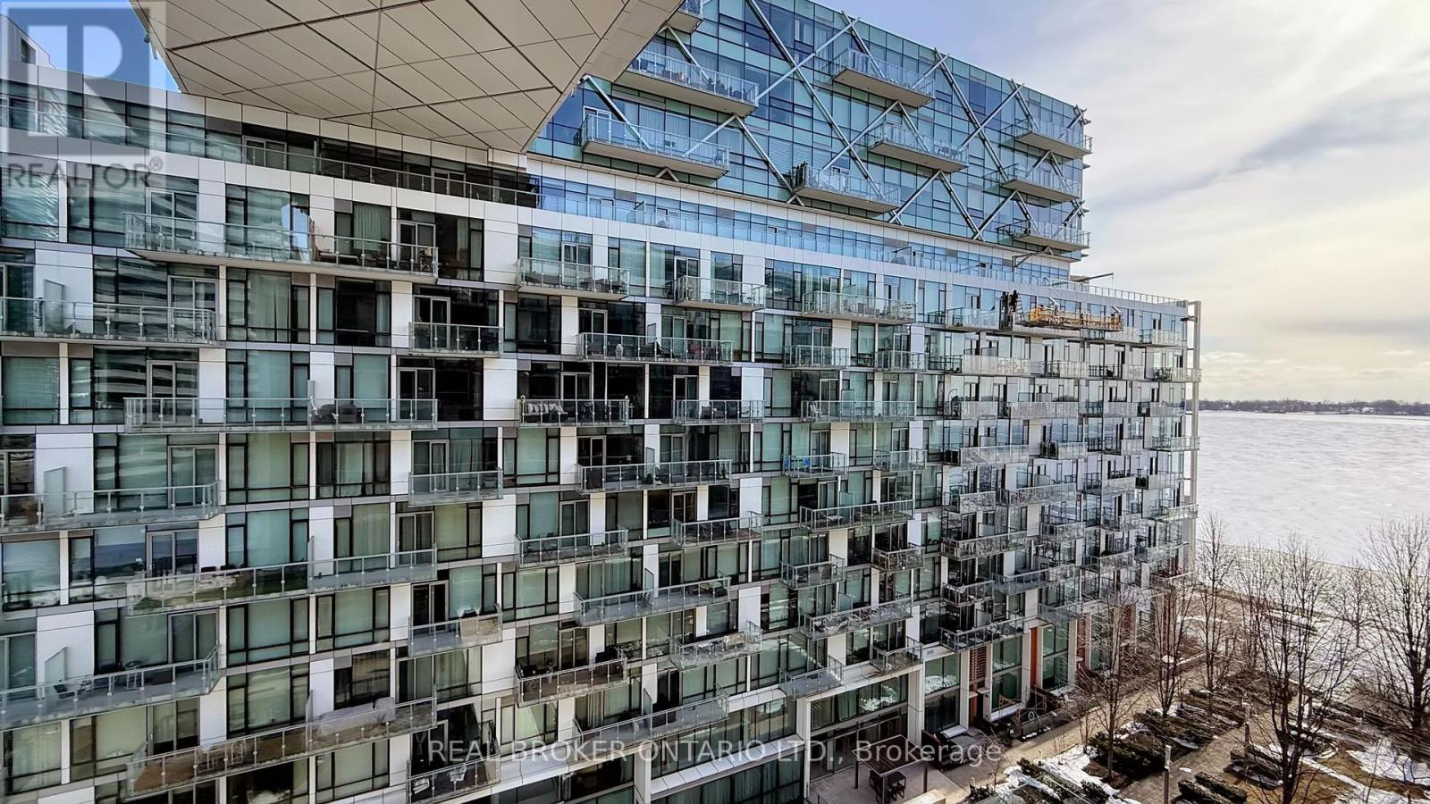 801 - 39 Queens Quay E, Toronto, Ontario  M5E 0A5 - Photo 39 - C12821888