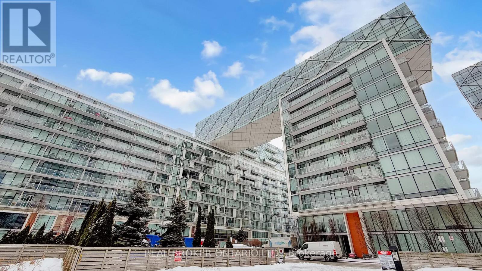 801 - 39 Queens Quay E, Toronto, Ontario  M5E 0A5 - Photo 5 - C12821888